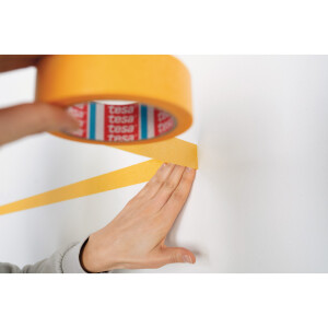 Abdeckband Tesa Perfect+ 56537 - 30 mm x 50 m gelb Kreppband für Privat/Endverbraucher-Anwendungen